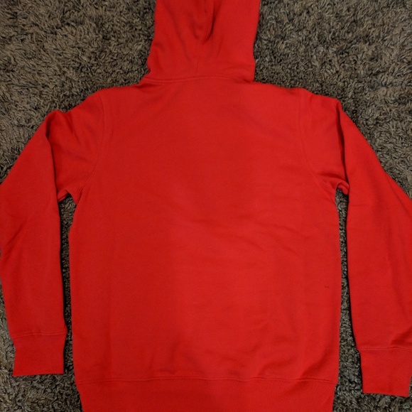 Red North Face Sweater - Picture 6 of 6